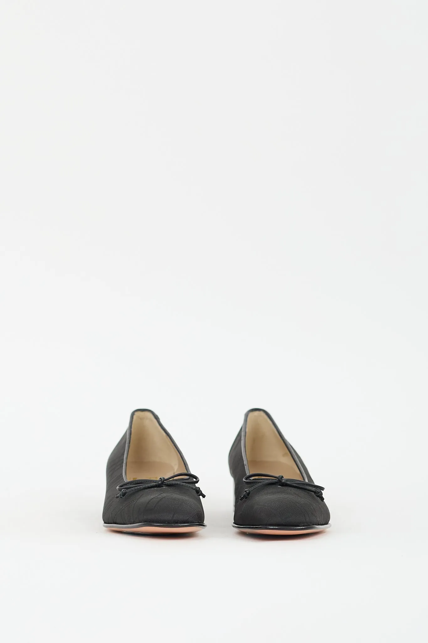 Black Plaid Bow Pump