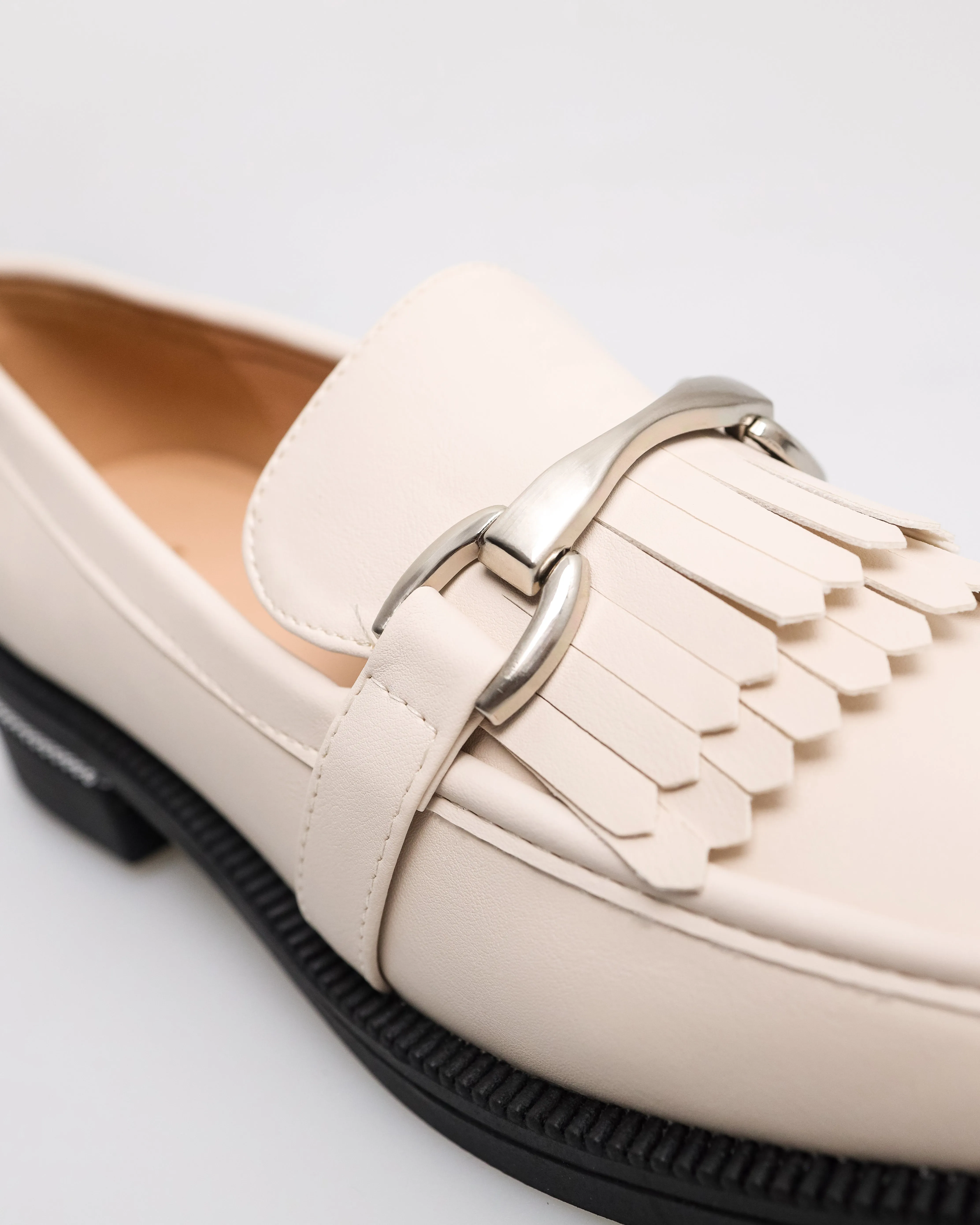 Tomaz FL080 Ladies Fringe Loafers